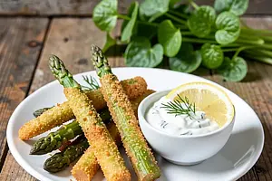 Asparagus sticks with yogurt-dill dip