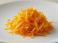 Skórka pomarańczowa (zest świeżej pomarańczy)