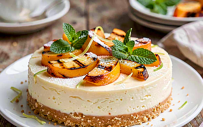 Krakow cheesecake reinterpreted with lime and grilled peach