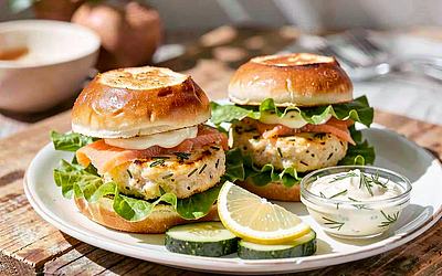Mini burgers with salmon and dill mayonnaise