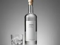 Rum biały