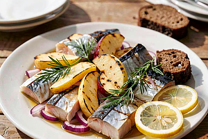 Herring in Kashubian Style with Dill and Grilled Apples