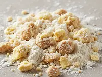 Flour (crumb topping)