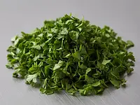 Świeża natka pietruszki