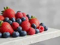 Mixed forest fruits (strawberries, blueberries, raspberries)