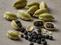 Cardamom (seeds/pods)