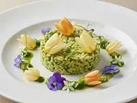 Edible flowers (optional)