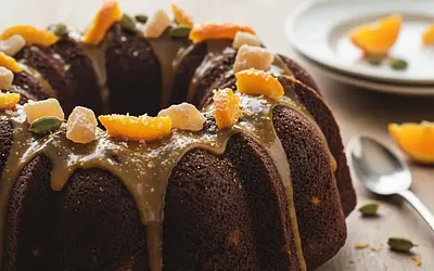 Babka Czekoladowo-Pomarańczowa z Kardamonem i Solonym Karmelem