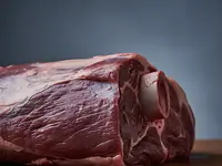 Łopatka lub udziec z jelenia