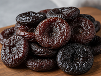 Smoked dried plums