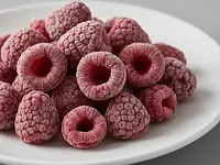 Freeze-dried raspberries
