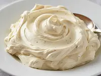 Vanilla homogenized cheese