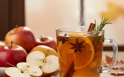 Spiced Apple Mulled Wine with Orange and Rosemary