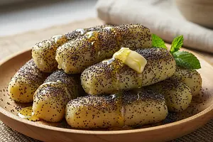 Potato dumplings with poppy seeds – Czech potato dumplings with poppy seeds and butter