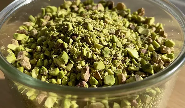Jak przechowywać posiekane pistacje, żeby dłużej się trzymały