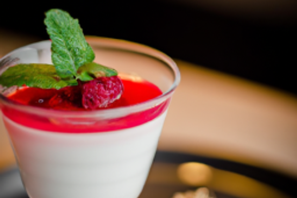 Panna cotta z truskawkami