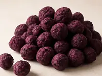 Freeze-dried acai berries