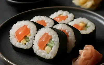 Salmon sushi maki