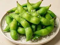 Edamame (młoda soja)
