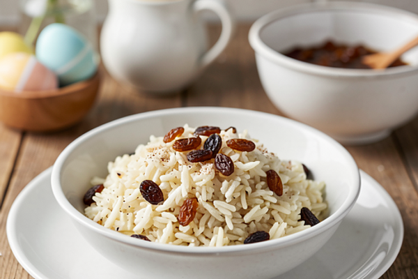 Ryż z rodzynkami w cytrynowo-cynamonowej nucie (dodatek wielkanocny)