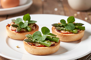 Mini pizze wielkanocne ze szczawiem i szparagami