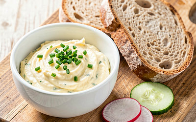 Egg pasta with horseradish