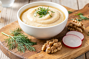 Turnip sauce with honey