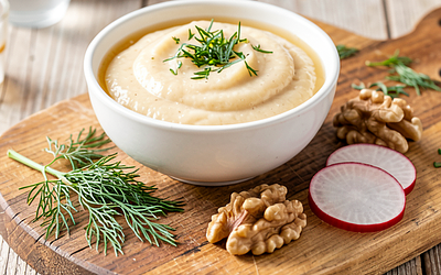 Turnip sauce with honey