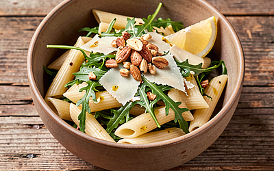 Pasta with arugula and Parmesan cheese